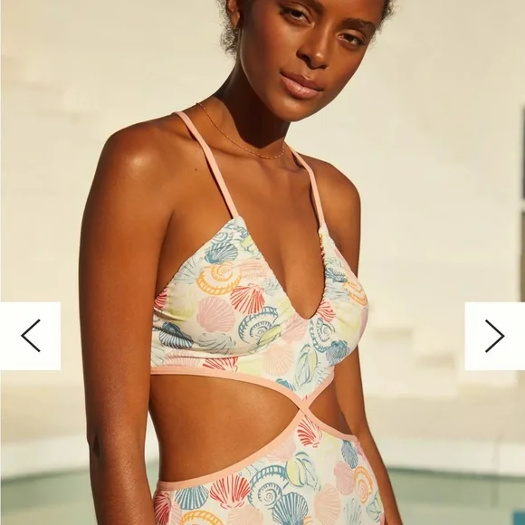 Anthropologie Shell Cutout One-Piece Swimsuit - Picture 2 of 13